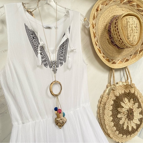 Folk vibe embroidered boho dress w prairie country shabby chic feel - Picture 8 of 14